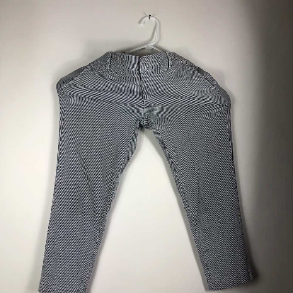 Tommy Hilfiger Womans Size 8 pants